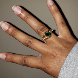 ■ $3 ■ CLOSET CLEAROUT